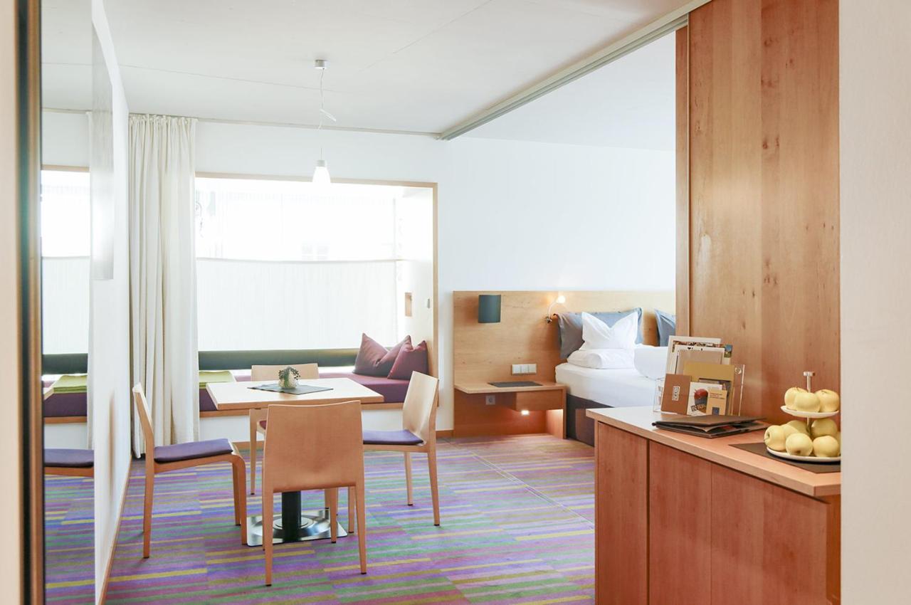 Quality Hosts Arlberg - Hotel Anton ซังคท์อันทอนอัมอาร์ลแบร์ก ภายนอก รูปภาพ