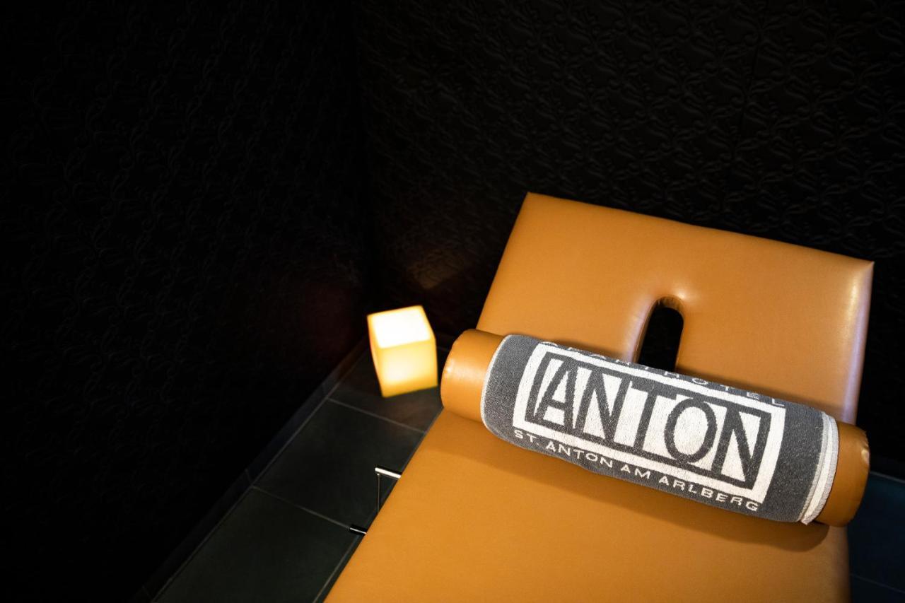 Quality Hosts Arlberg - Hotel Anton ซังคท์อันทอนอัมอาร์ลแบร์ก ภายนอก รูปภาพ