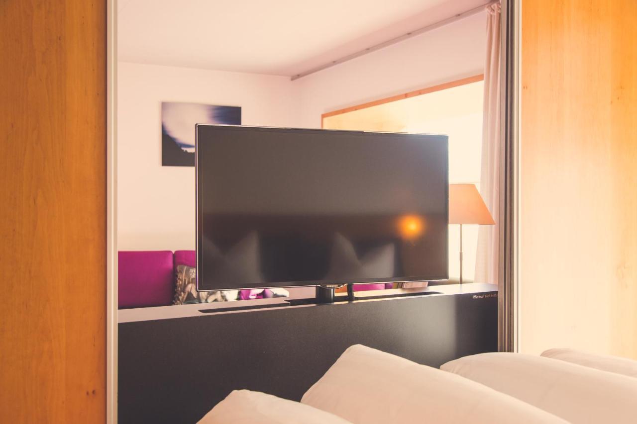 Quality Hosts Arlberg - Hotel Anton ซังคท์อันทอนอัมอาร์ลแบร์ก ภายนอก รูปภาพ
